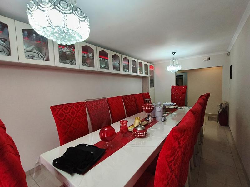 7 Bedroom Property for Sale in Southernwood Eastern Cape